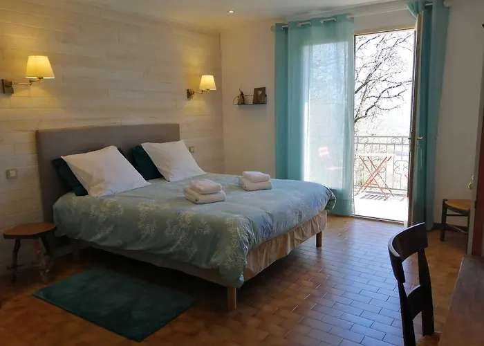 Bed & Breakfast Alabrena Feneyrols