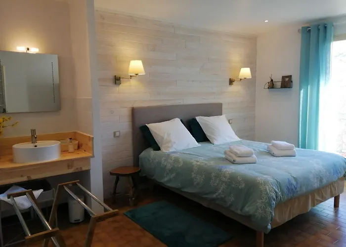 Alabrena 3* Féneyrols